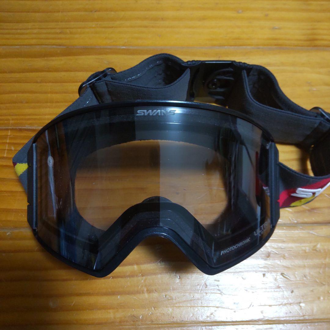 美品　未使用品に近い。スワンズ　スノーゴーグル　正規品