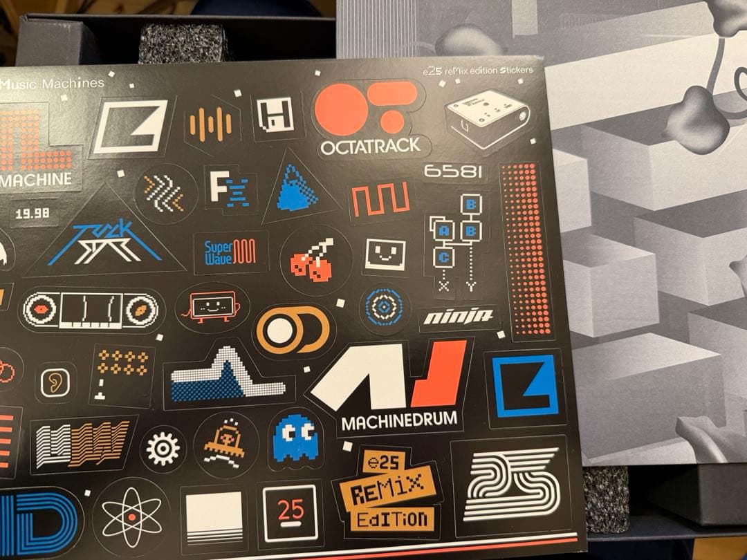 ELEKTRON Syntakt E25 RemixEdition シンセ