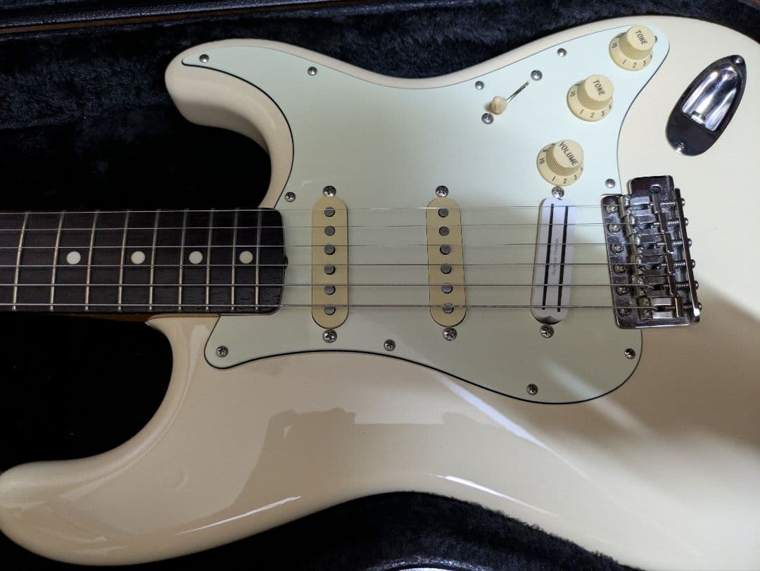 Fender日本製 Stratocaster カスタム多数　ハードケース　送料込