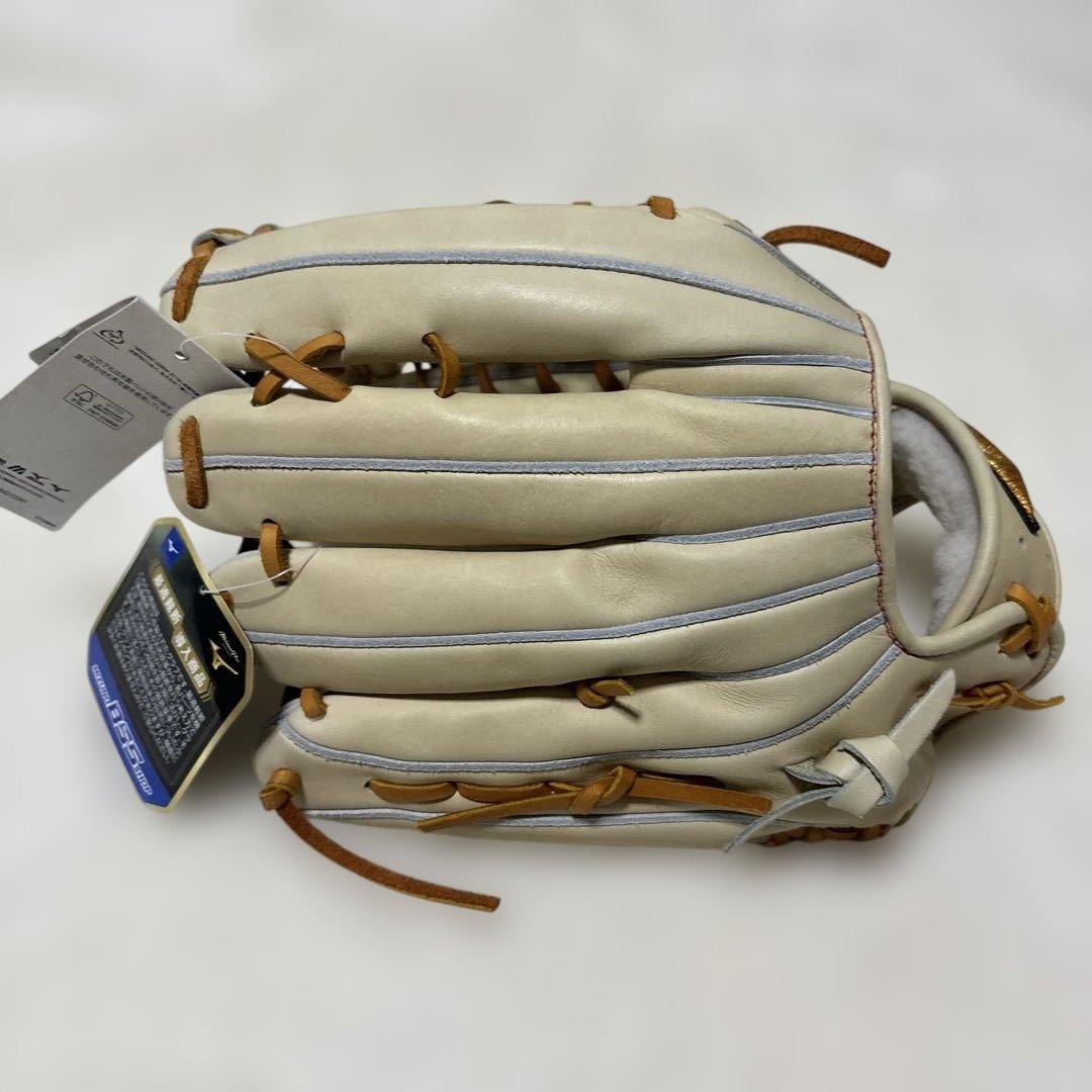 週末限定定価税込47300円！ミズノプロ　クラシック　軟式外野手用　新品未使用