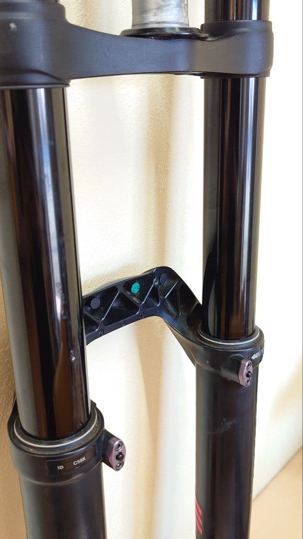 FOX RACING SHOX 40 フロントサスペンションフォーク ホーク