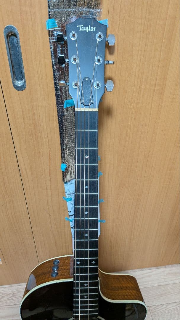 Taylor 214CE-CF DLX SB　エレアコ