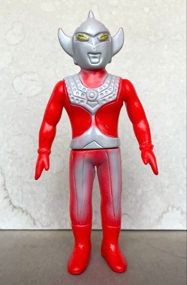 ウルトラマンタロウ風　パチ　無版権　ソフトビニール人形　公開当時品