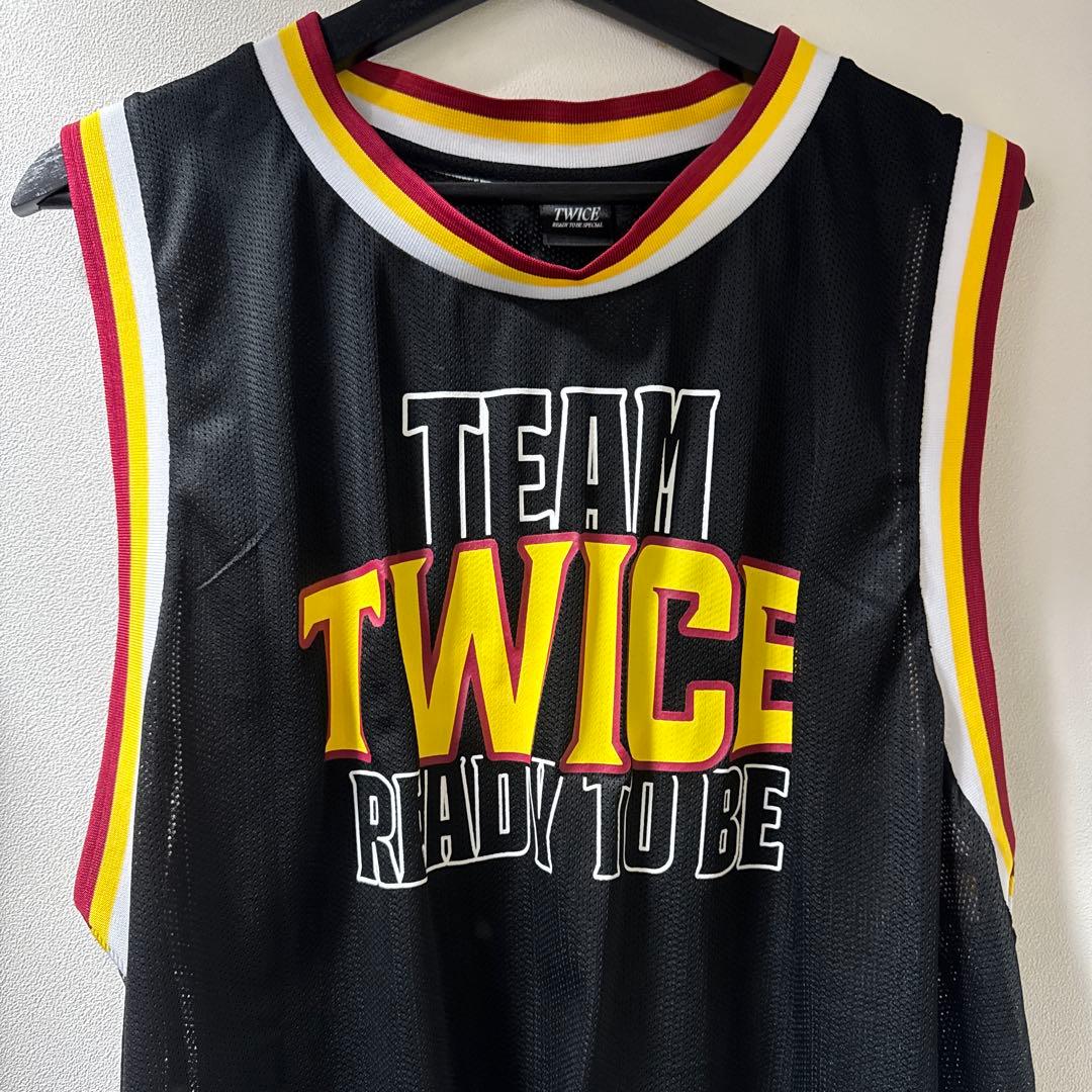 TWICE ミナ サナ モモ ナヨン チェヨン タンクトップ