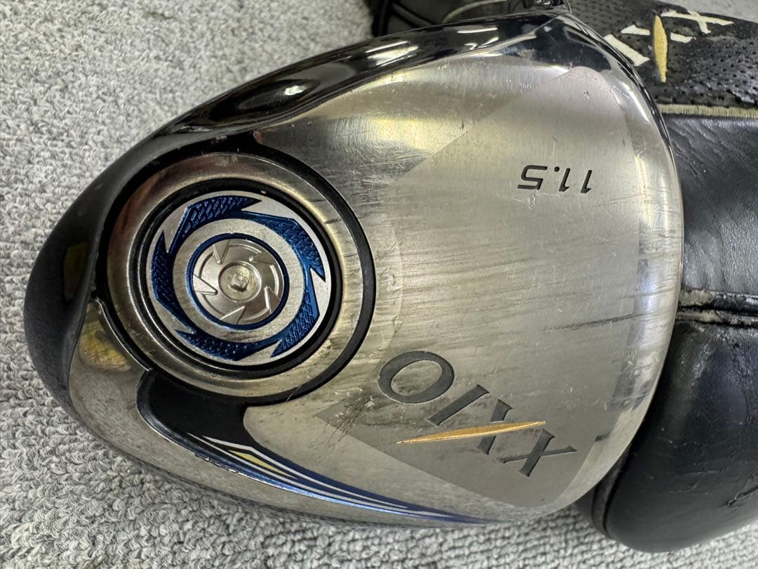 ゼクシオ ナイン　ドライバー 11.5度　R 左　ヘッドカバー付き