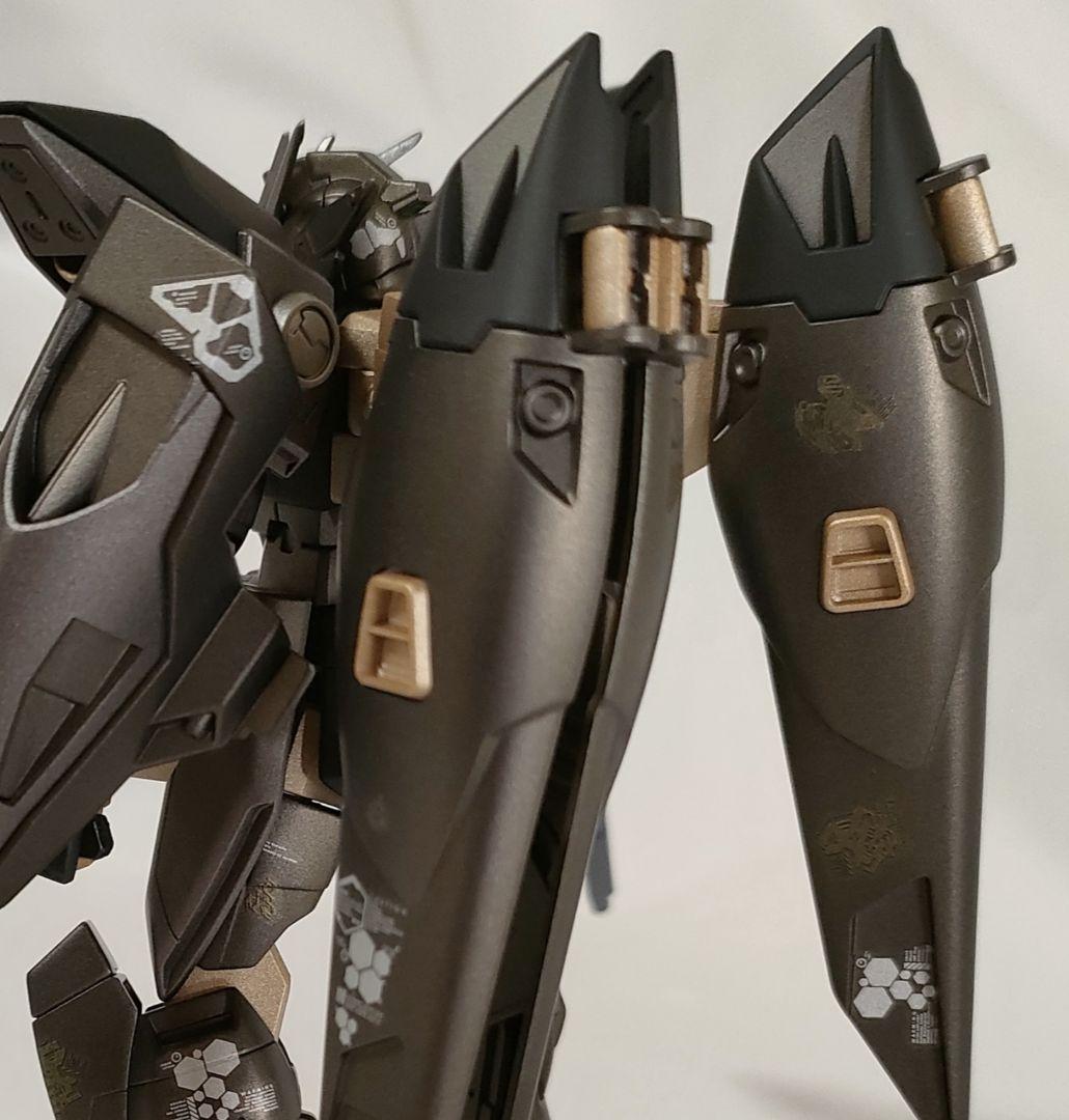 ガンプラ 塗装済完成品 HGAC 1/144 ウイングガンダムゼロ