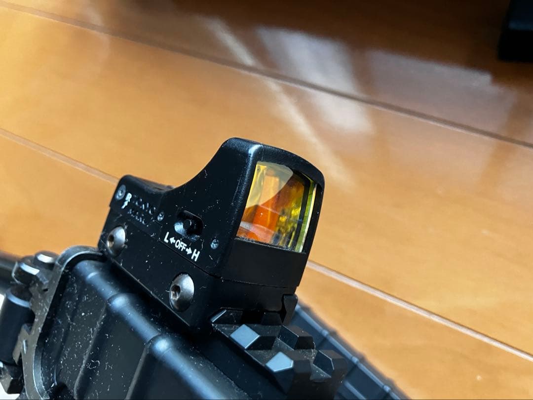 東京マルイ スコーピオン mod.m 電動ガン　スコープ、バッテリー付