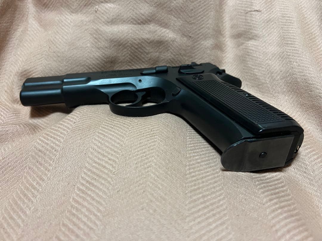 マルシン ガスオペレーション Cz75　ベレッタ