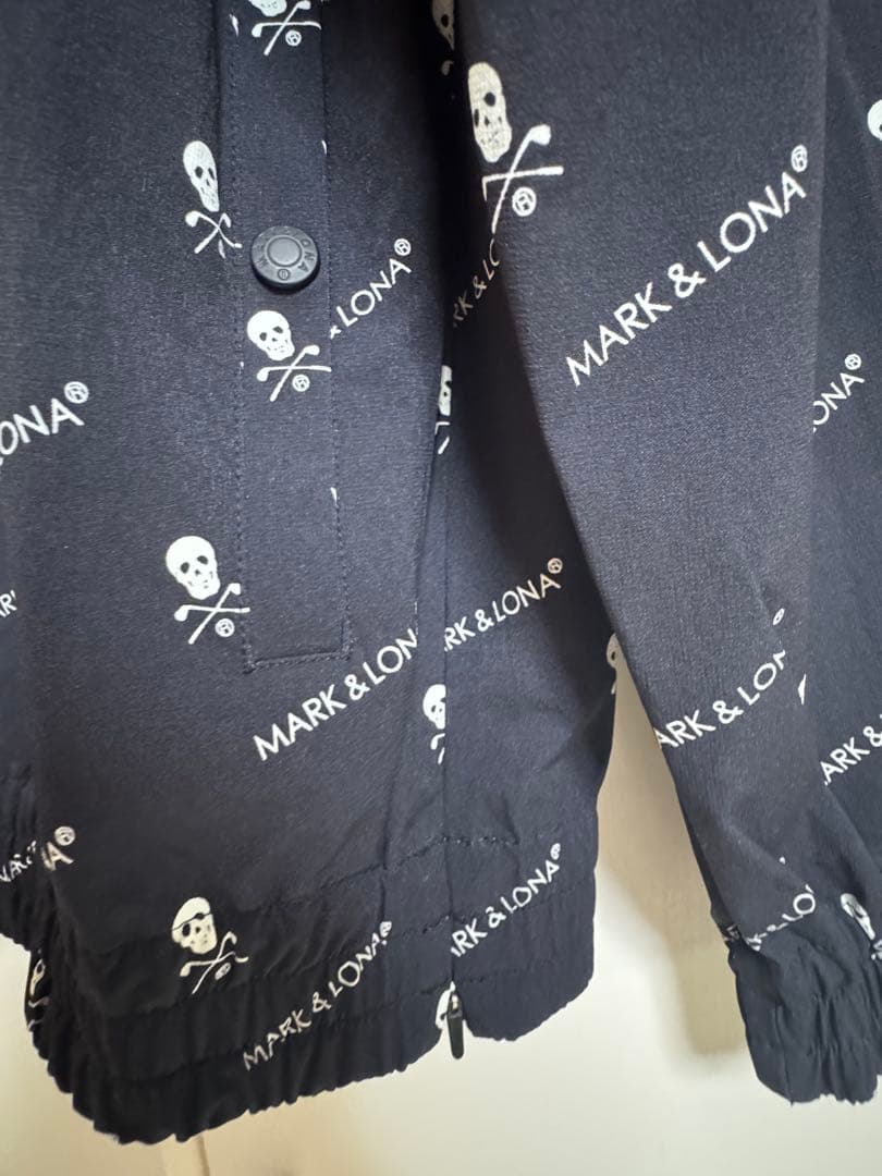 MARK & LONA ブラック　シャカシャカ　総ロゴ　上着 サイズ48