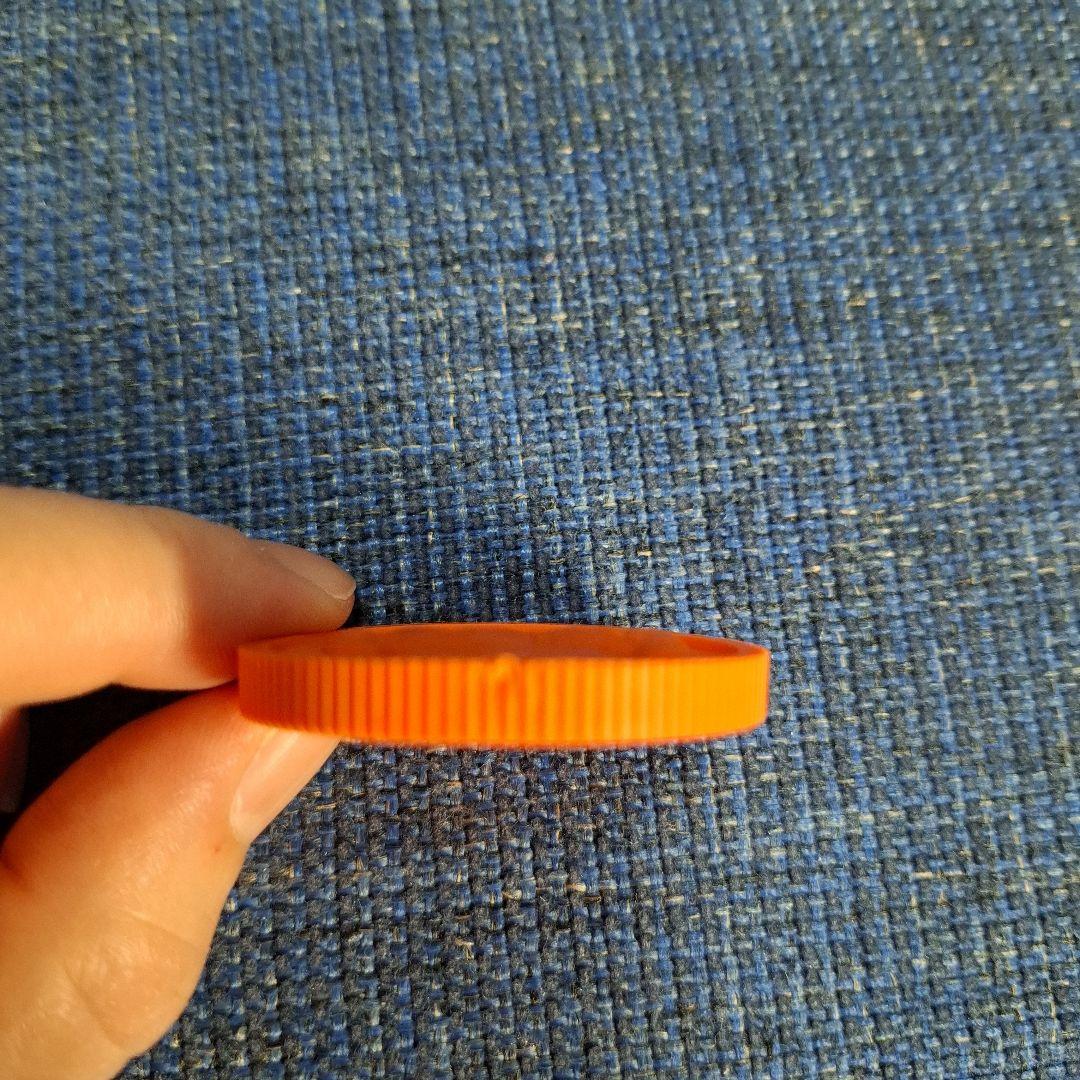 キン肉マン 記念メダル オレンジ色 消しゴム