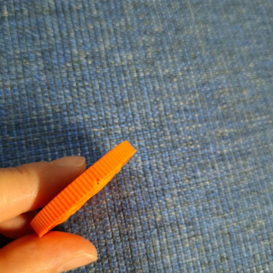 キン肉マン 記念メダル オレンジ色 消しゴム