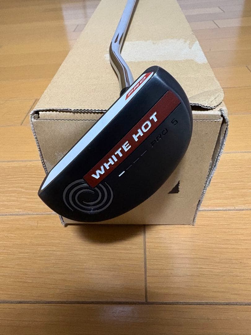 オデッセイホワイトホットプロ #5パター33インチ スーパーストロークグリップ