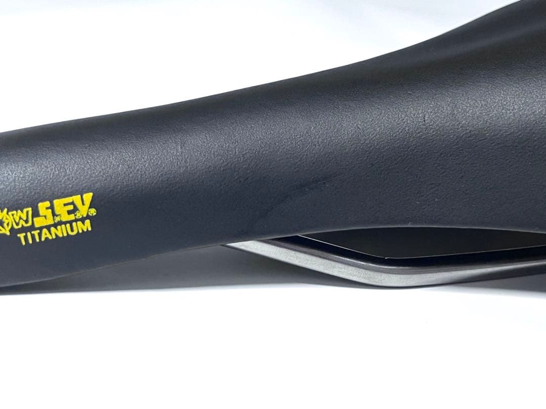 ★ 希少新品 ZUNOW SEV TITANIUM チタンレールサドル★