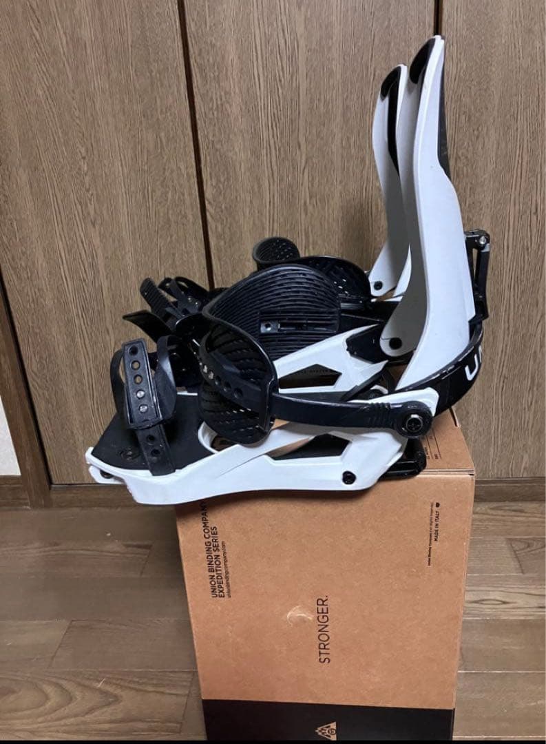 ゴ*ラ様 スプリットボードビンディングUNION chargerクランポン付