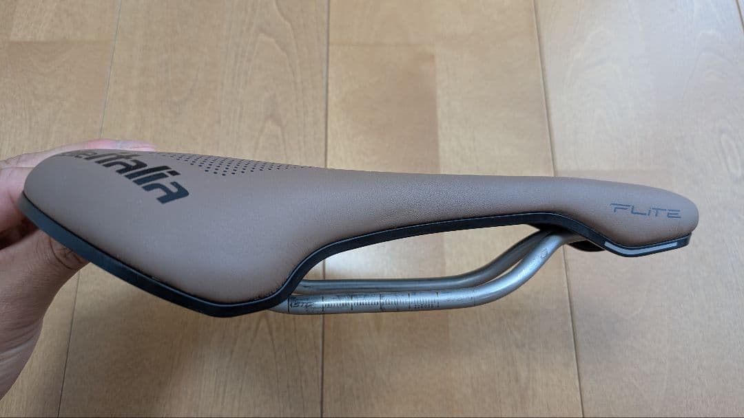 Flite Boost グラベル Ti316 スーパーフロー ブラウン