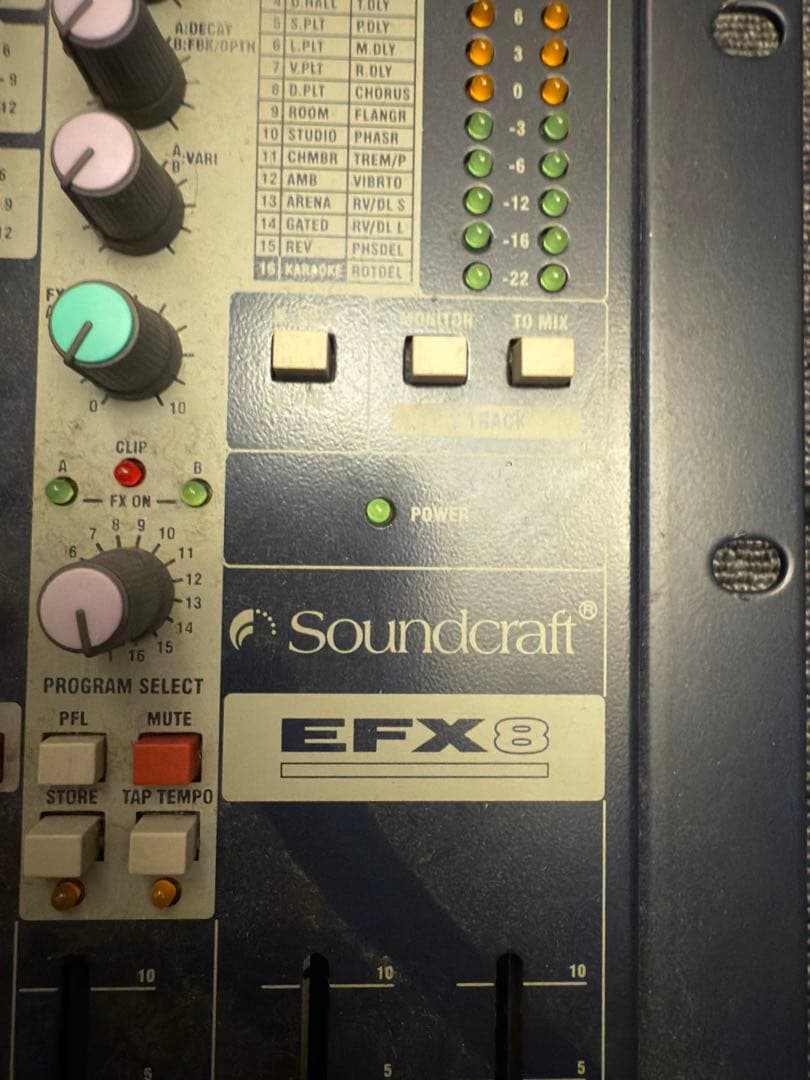 Soundcraft サウンドクラフト EFX8 アナログミキサー 12ch