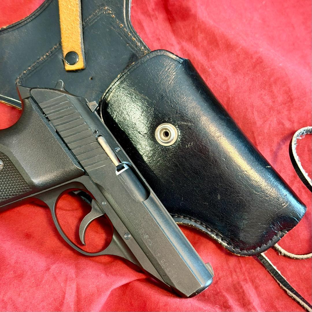 整備済 私服警察官用 革製 ショルダーホルスター スナブノーズ リボルバー 用