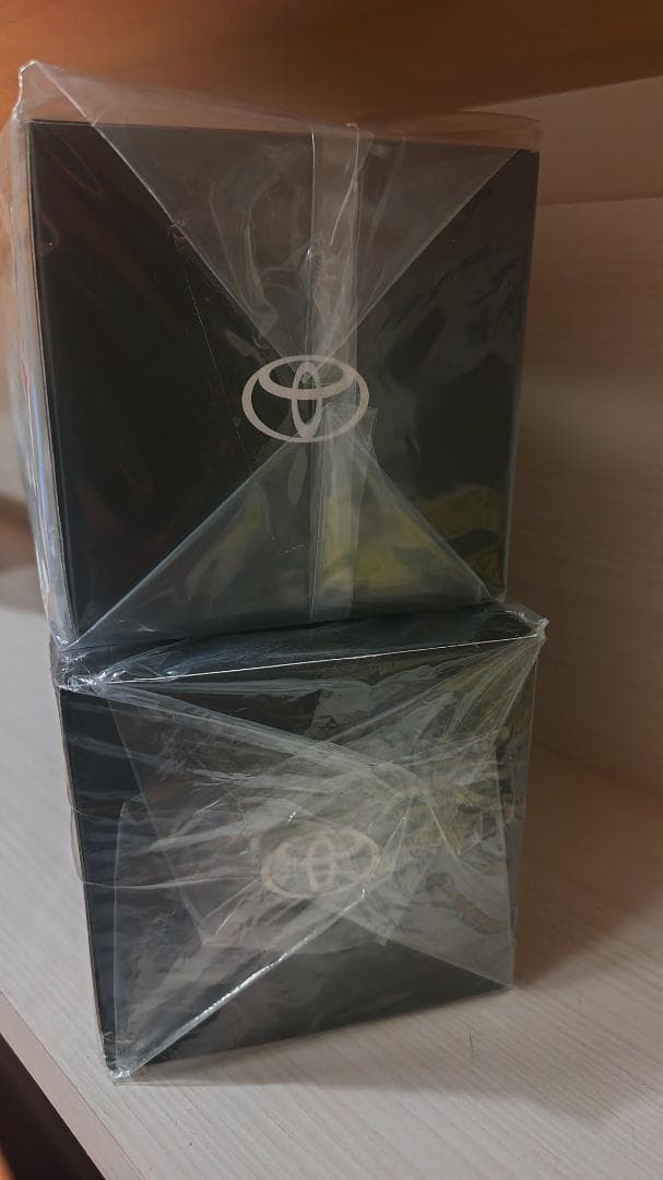 トヨタ プリウス & ランドクルーザー ミニカー2台セット