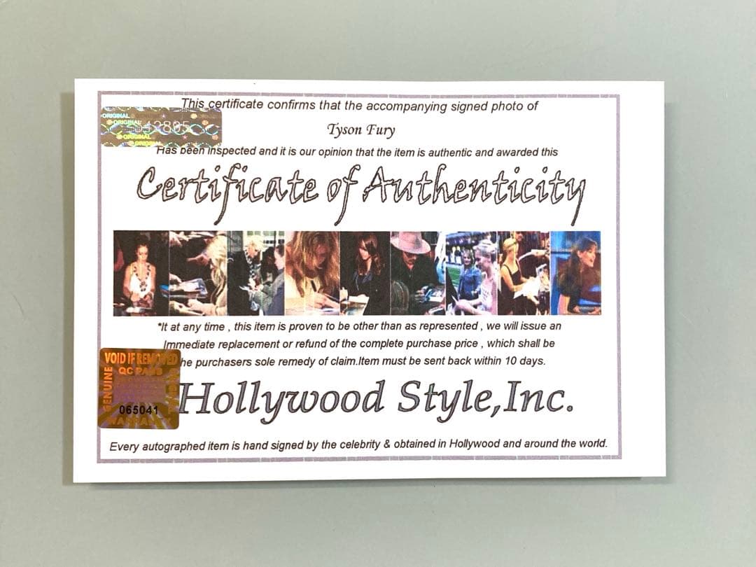 タイソン•フューリー直筆サイン入り2Lサイズ写真…