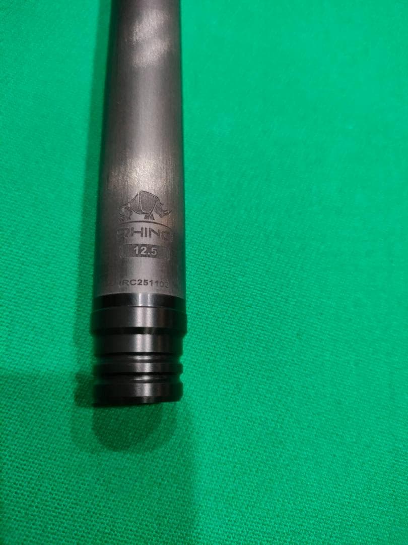 Rhino ライノ キュー Retro カーボンシャフト装備