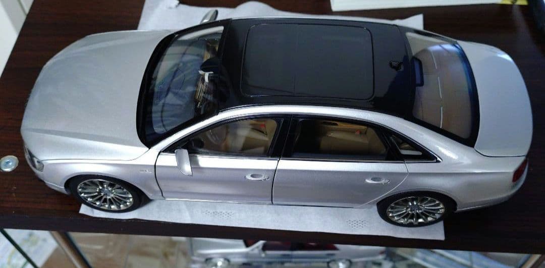 Audi A8 L W12 アウディA8