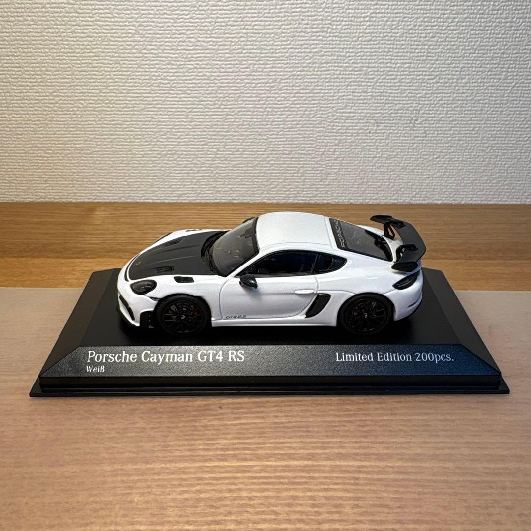 ミニチャンプス　ポルシェ　ケイマン　GT4 RS 1/43 ミニカー　ホワイト