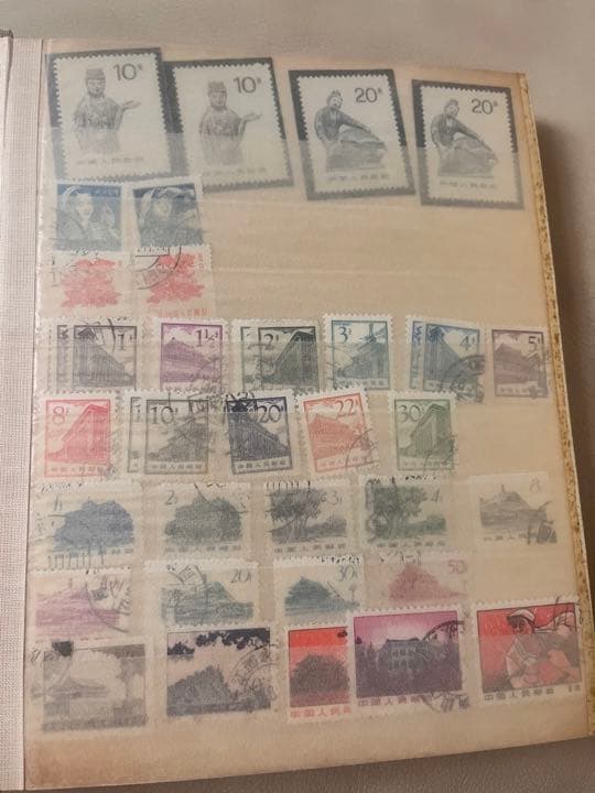 ボストークアルバムに入りきらなかった400数十枚です