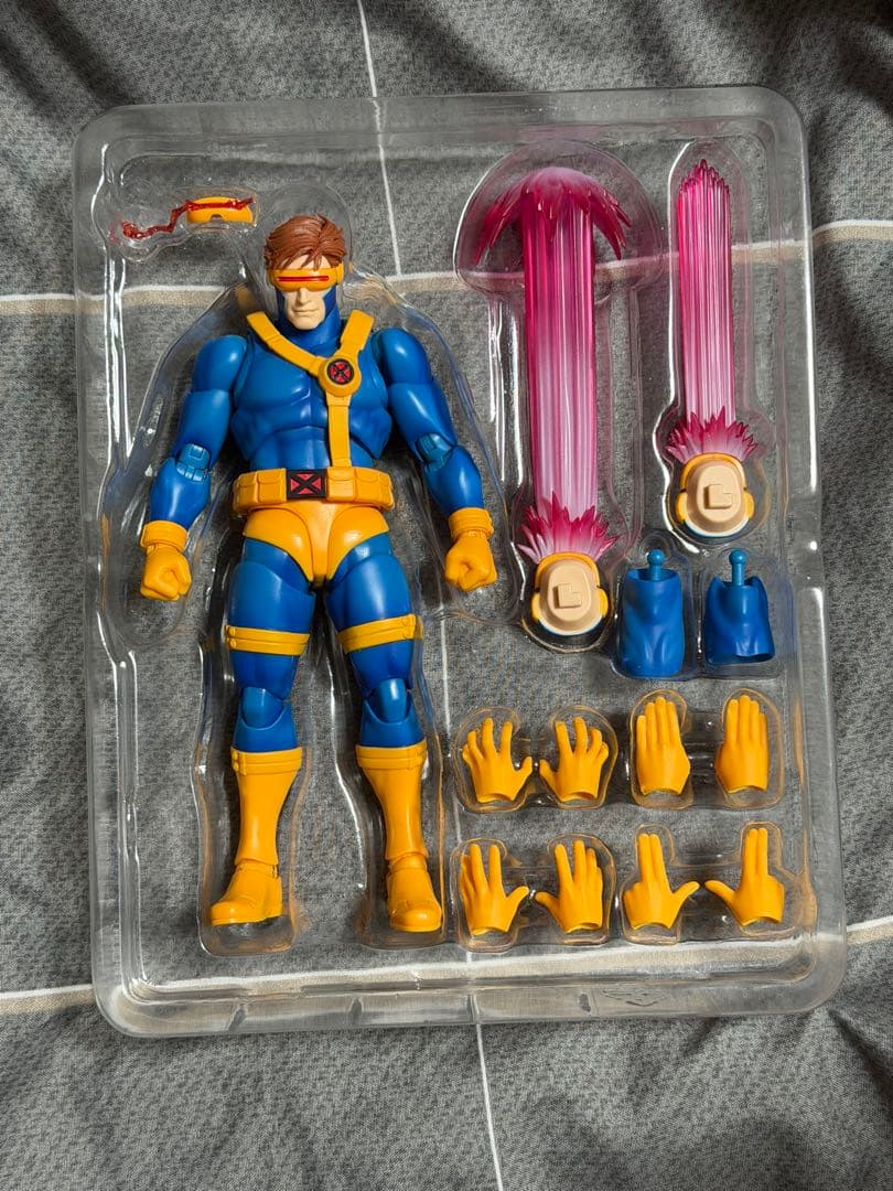 S.H.Figuarts フィギュアーツ　サイクロップス