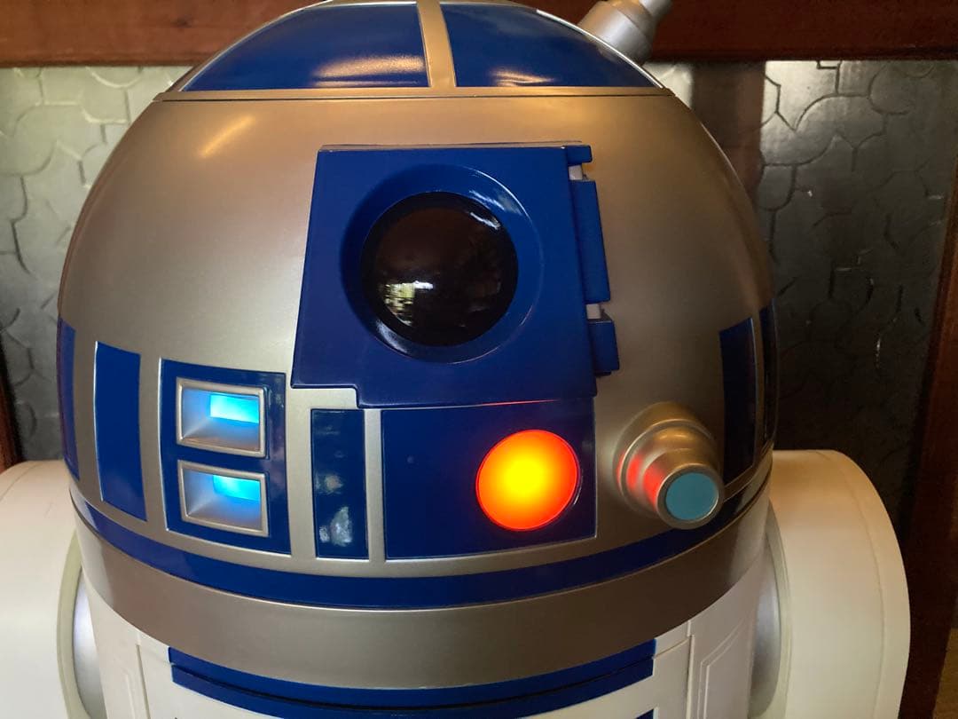 【超美品•日焼け無】スターウォーズR2-D2 超大型フィギュア型DVDプレーヤー