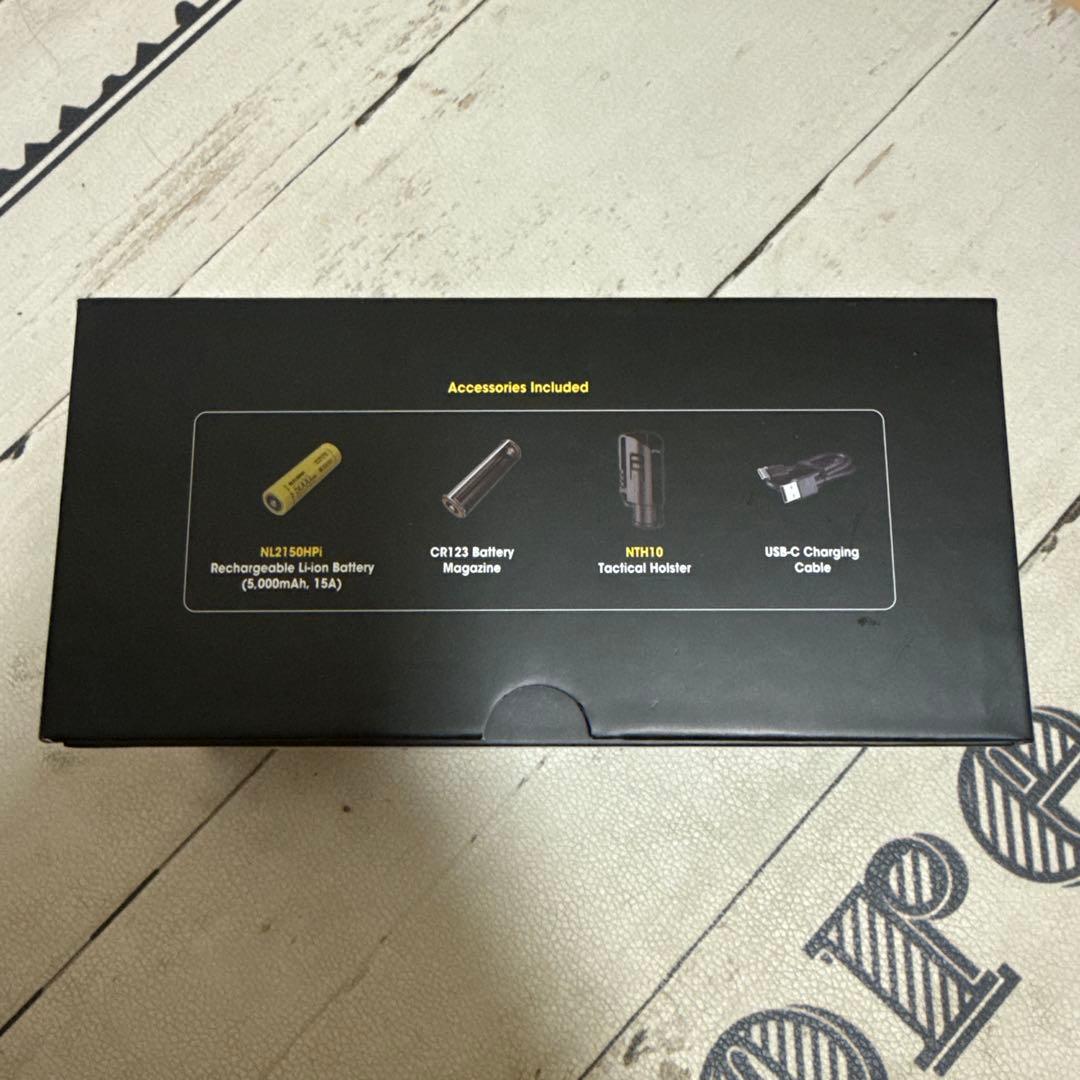 Nitecore P10iX 4000ルーメン 懐中電灯