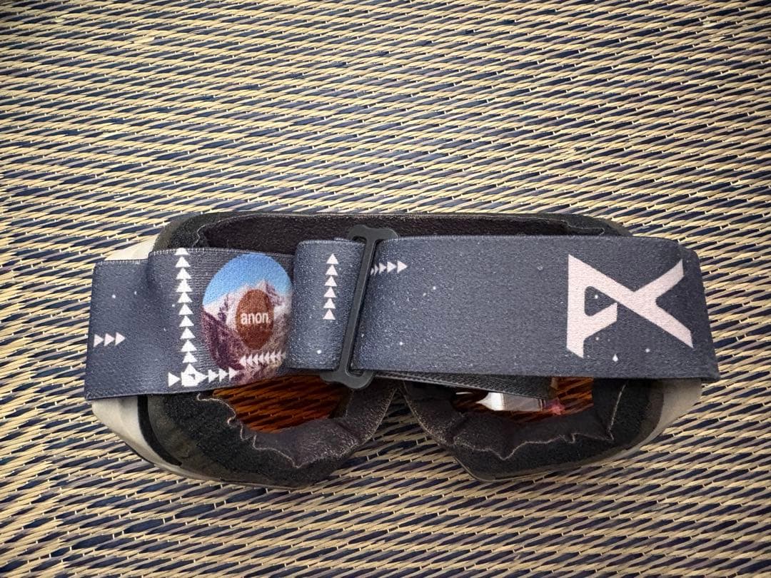 anon m4 スノーボード ゴーグル　マグネット