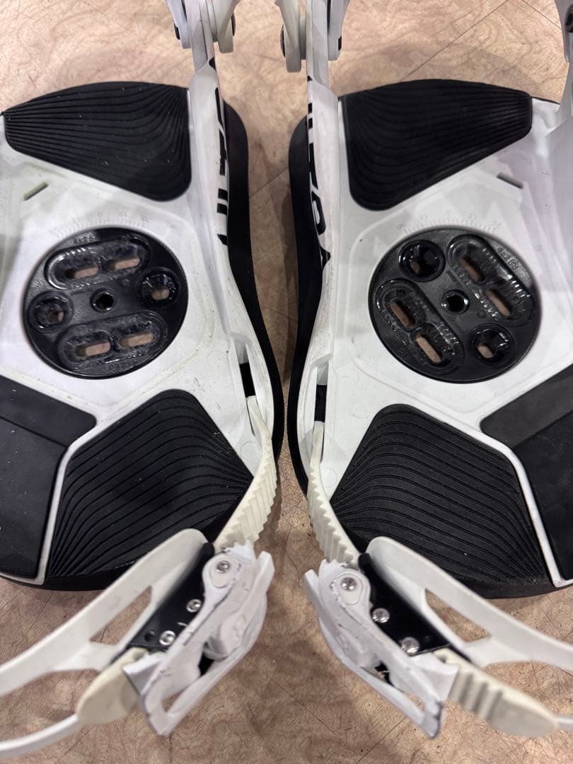 UNION ultra スノーボードビンディング ホワイト