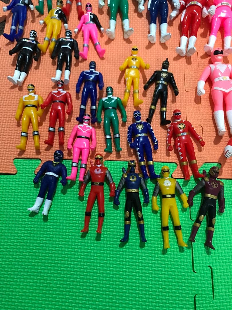 戦隊モノ　ヒーロー　ソフビ　フィギュア　セット