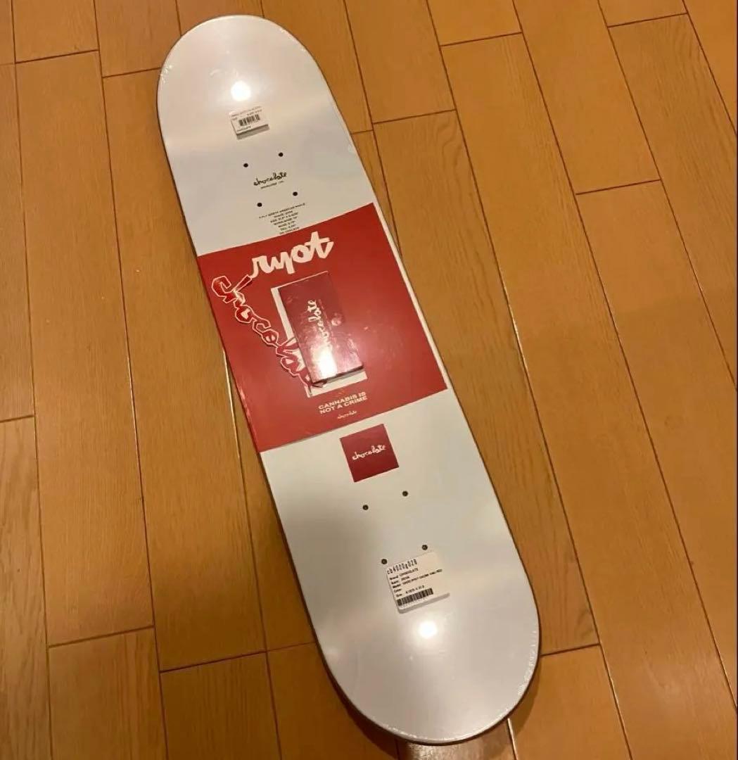 【新品未使用】チョコレート　スケートボードデッキ 8.18