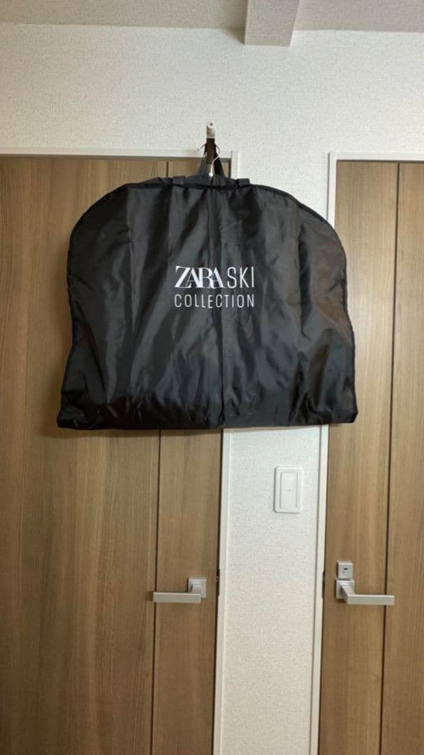 【完売品】ZARAスキーウェア オーバーオール S