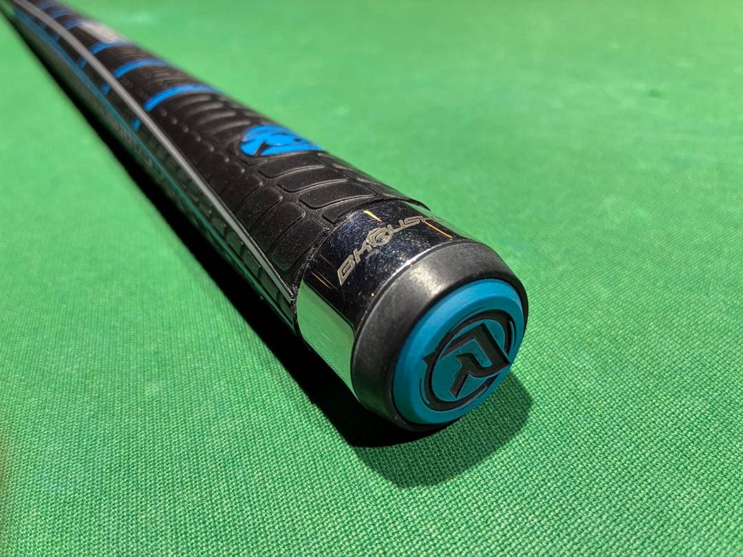 ブレイクキュー　プレデター　BK-RUSH RED Sports Grip