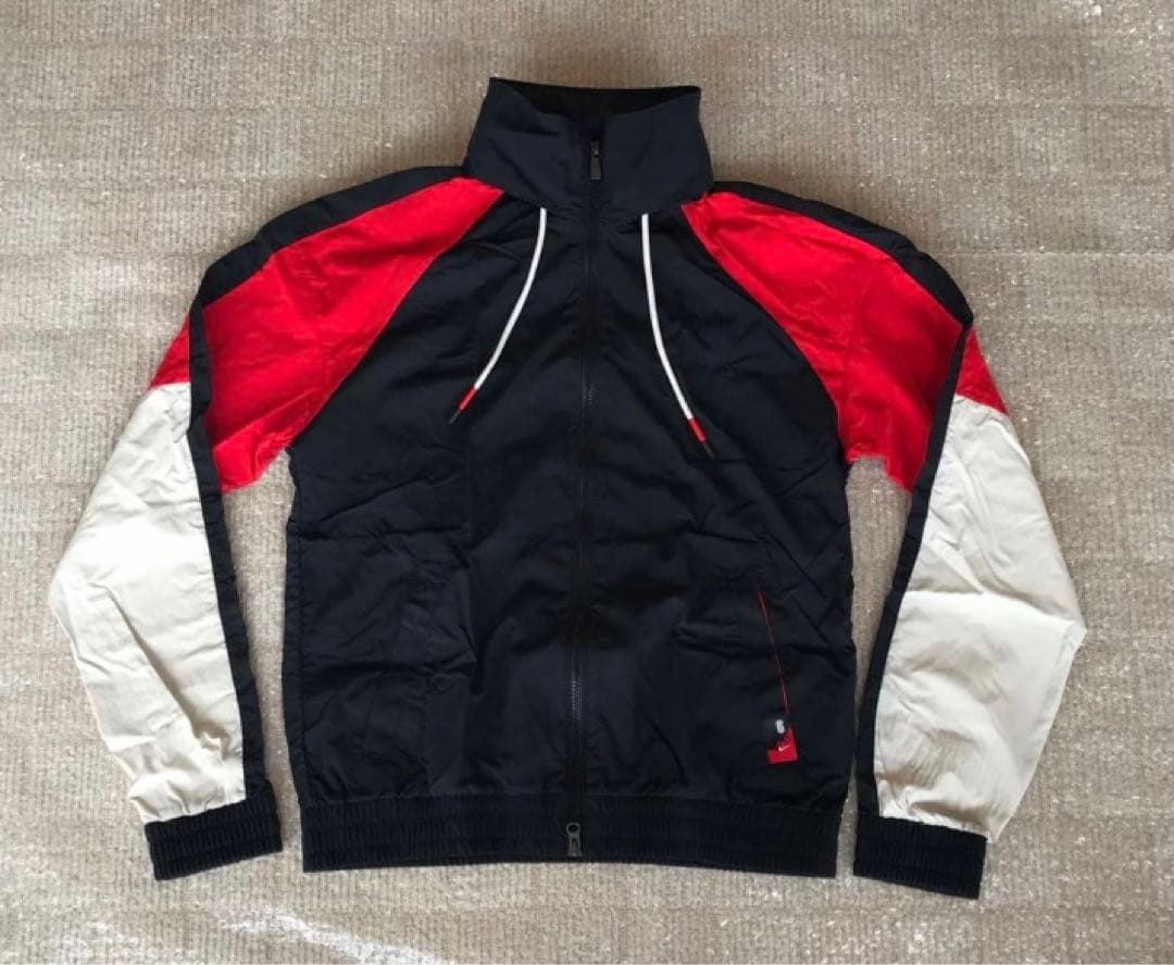 NIKE ナイキ　ナイロンジャケット アウター　バスケットボール