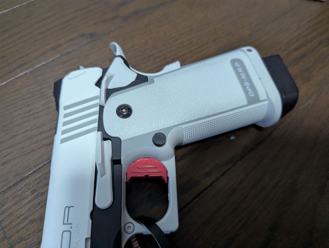 東京マルイ　ハイキャパ D.O.R ホワイト