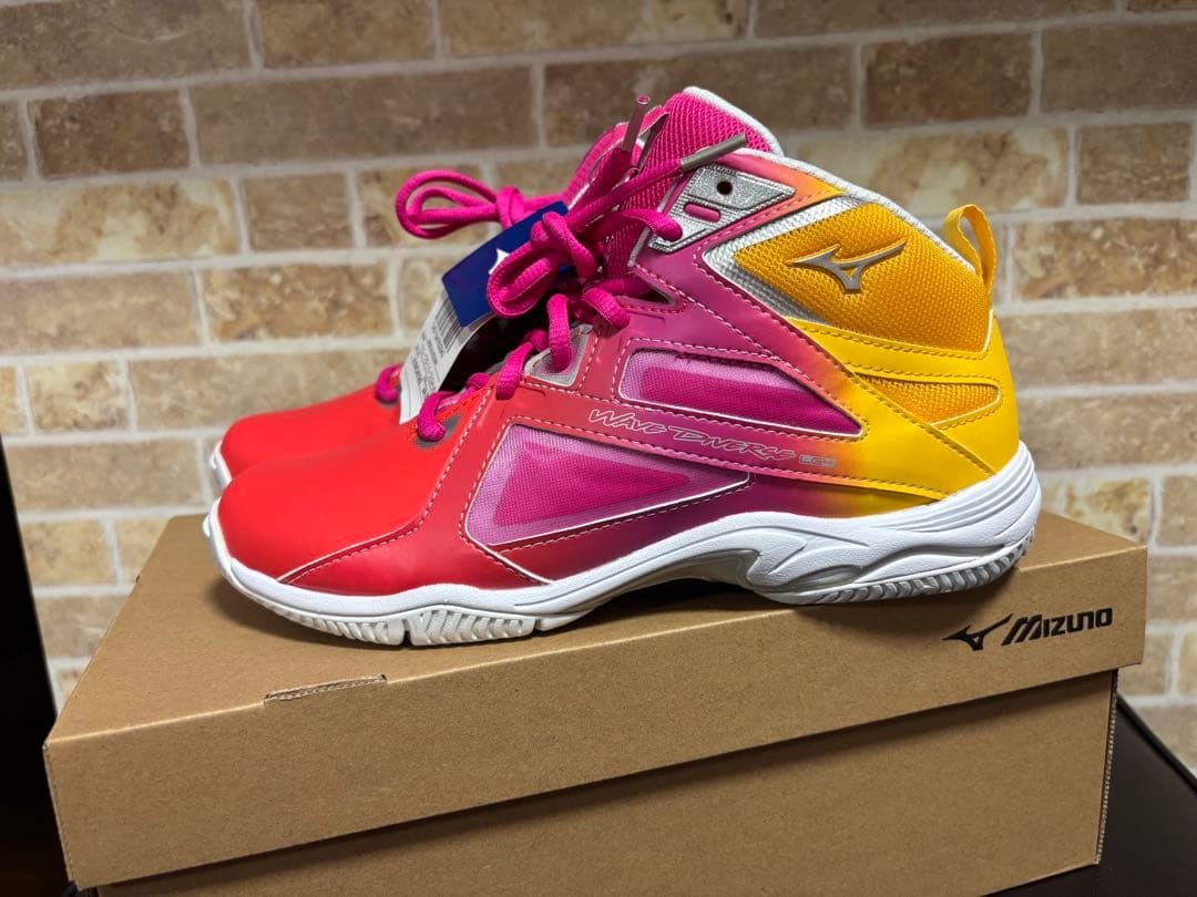 ゆうこりん様　【新品】タグ付き　ミズノ　Mizuno ウェーブダイバース