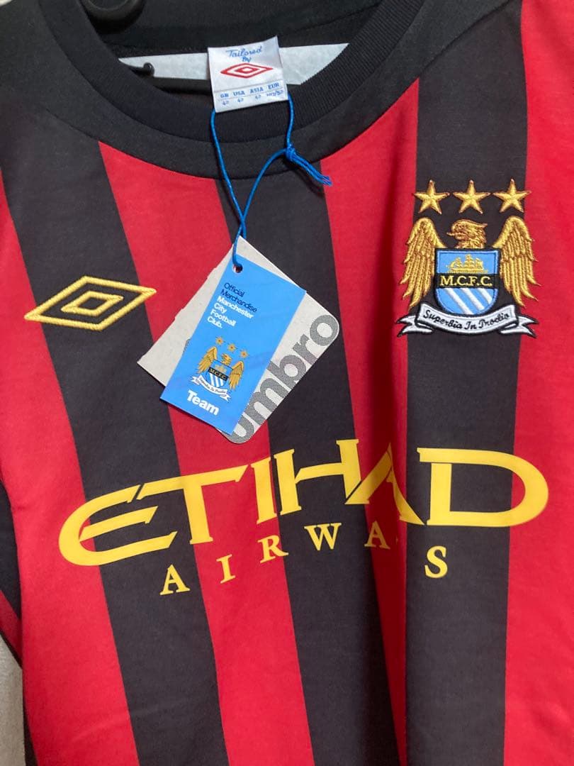アンブロ　マンチェスターシティ　ユニホーム　42サイズ　未開封品
