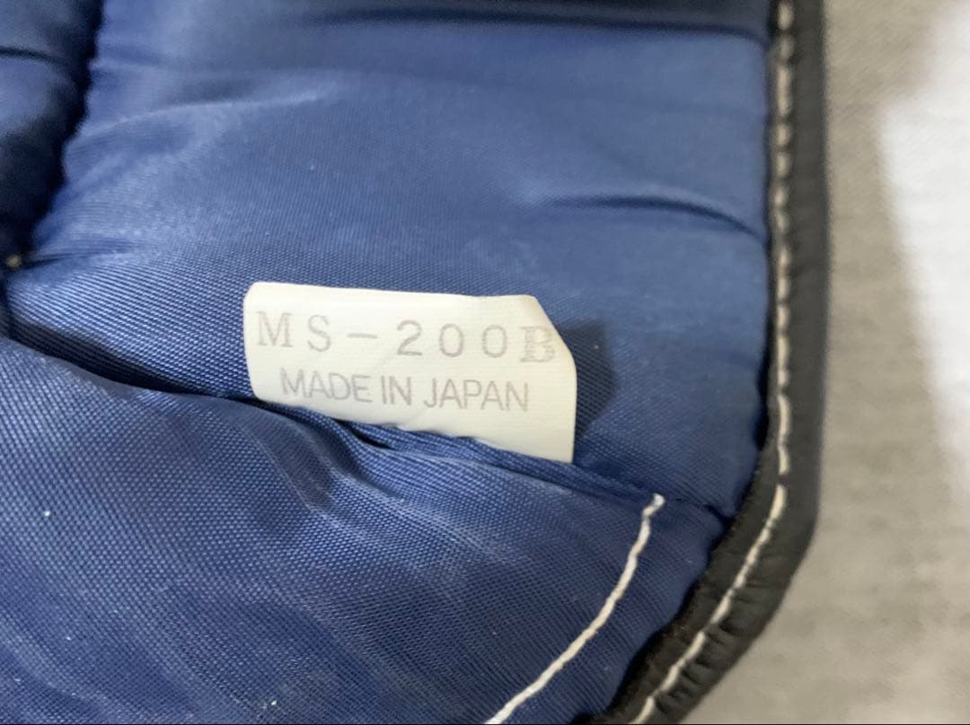 Winning グローブ　8oz