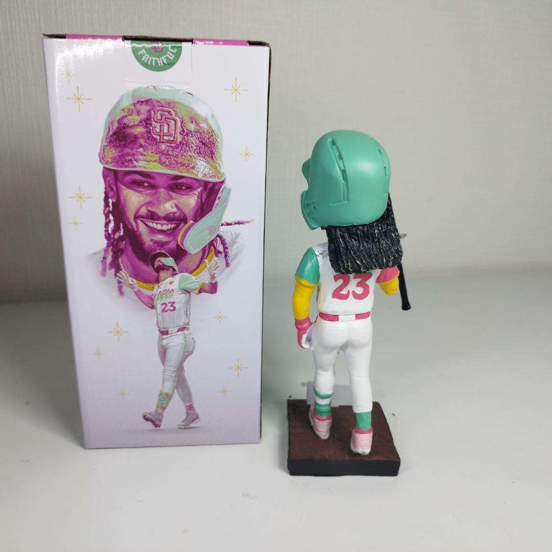 タティス jr ジュニア シティコネクト ボブルヘッド 新品 フィギュ IObS