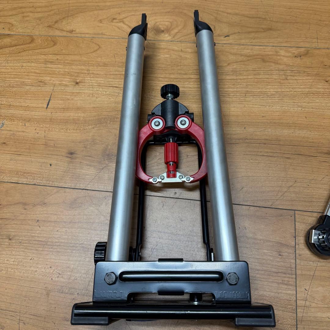 ミノウラ FT-1 振れ取り台 スルーアクスル用アダプター付