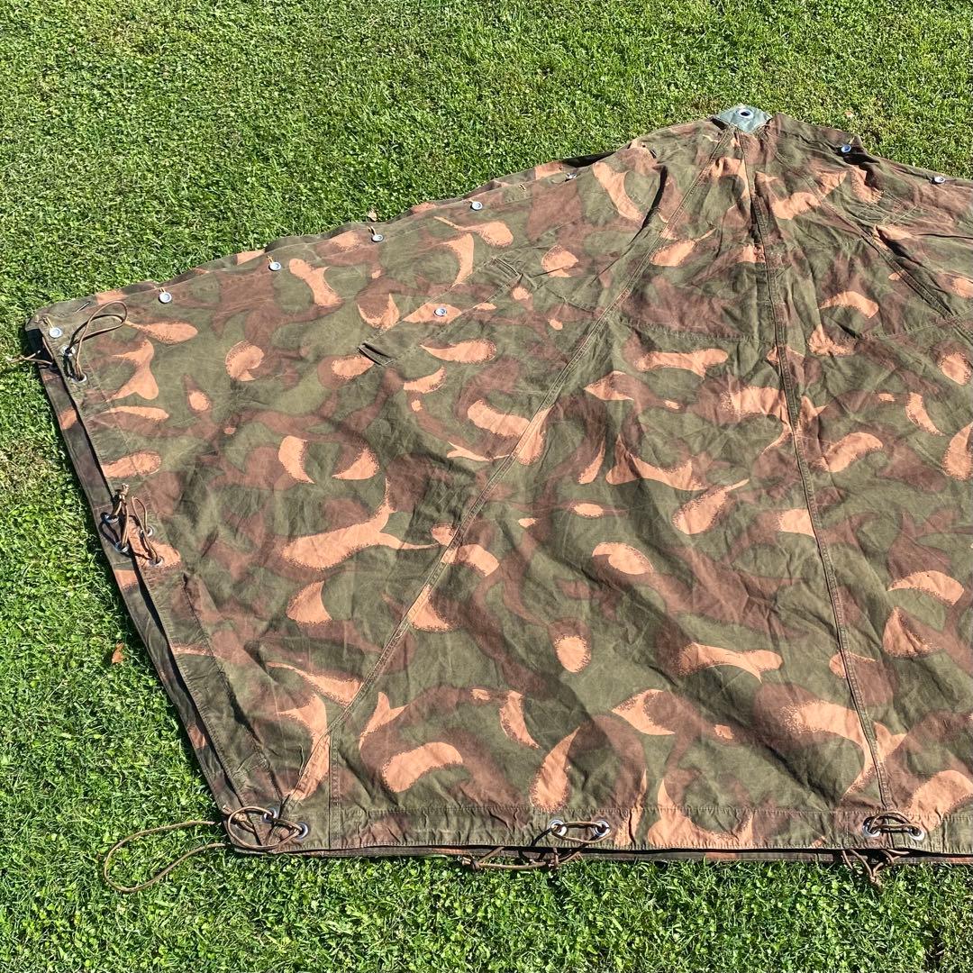 M*H様 【希少】ハンガリー軍　軍幕　テント　2枚連結　ファスナー付　ポール・ペ