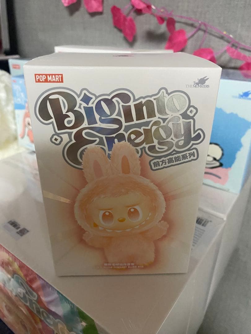 POPMART 正規品 ラブブ Big into Energy シークレット