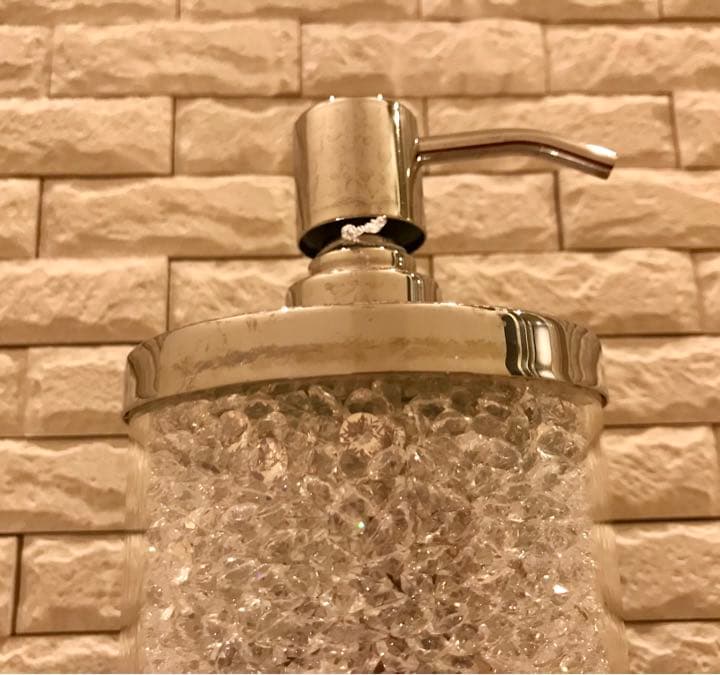 《クリッシモ》8万3160円　高級ディスペンサー　スワロフスキー　容器