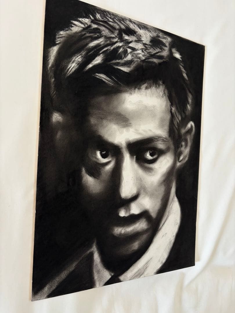 某元プロサッカー選手 木炭画 肖像画 モノクロ