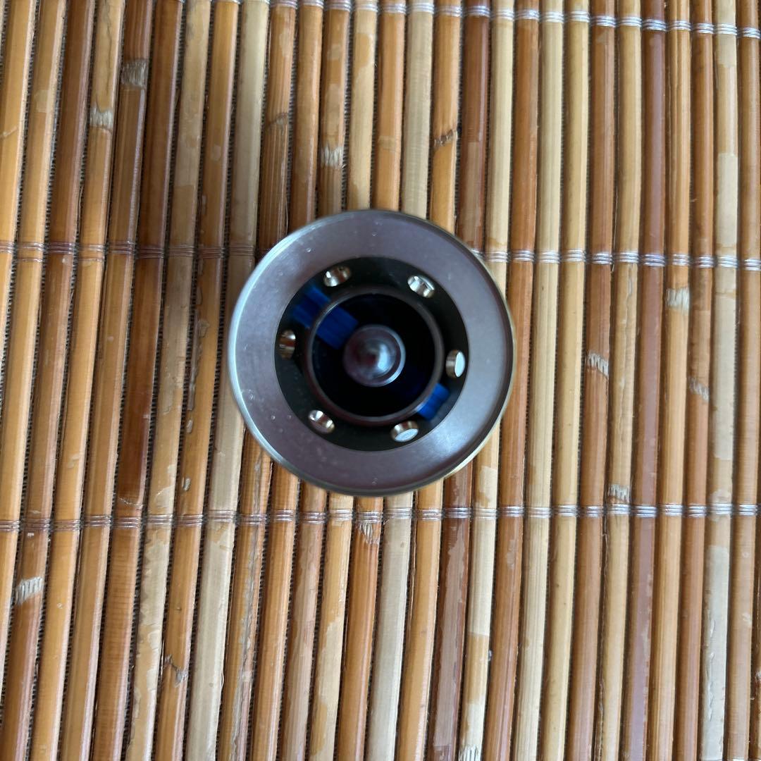 ダイワ　ミリオネア cv-z205 右ハンドル　外部調整ダイヤル