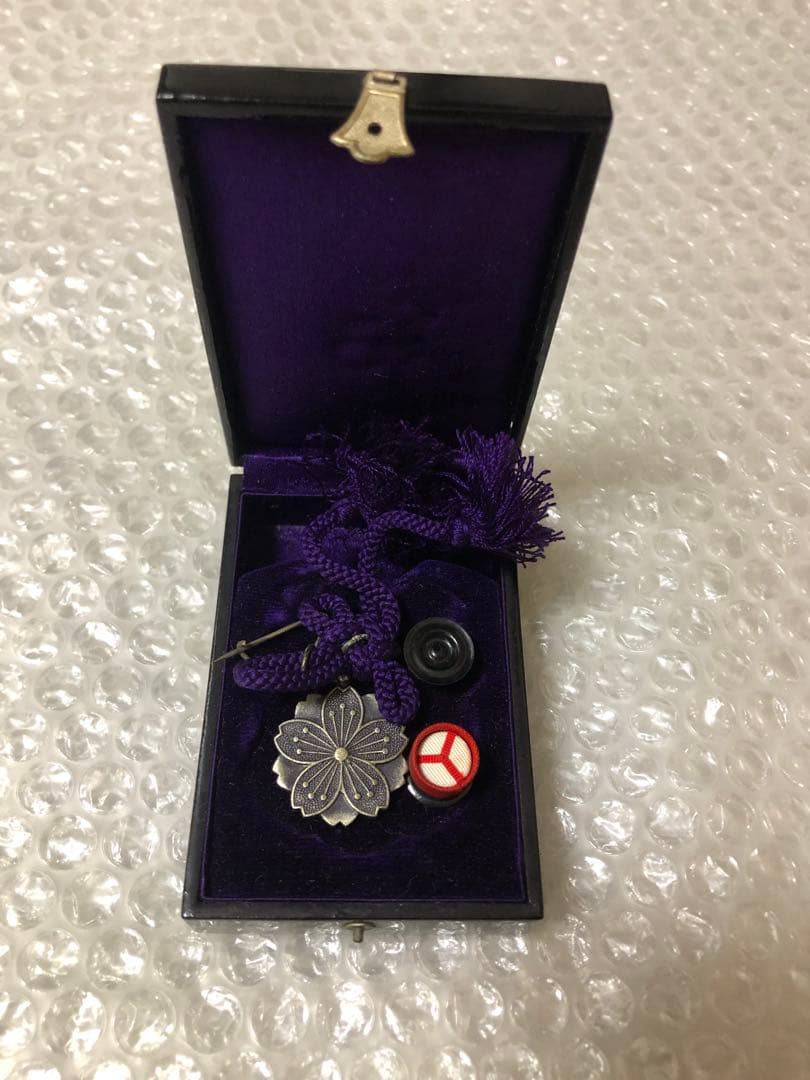 4点 アンティーク 骨董品 戦時中 メダル 勲章 日本軍 大日本帝国