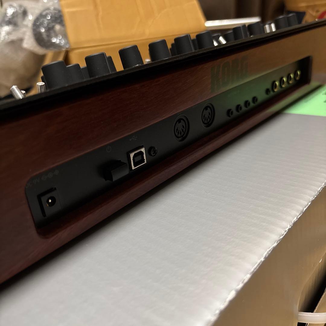 【美品】KORG minilogue xd ポリフォニックアナログシンセサイザー